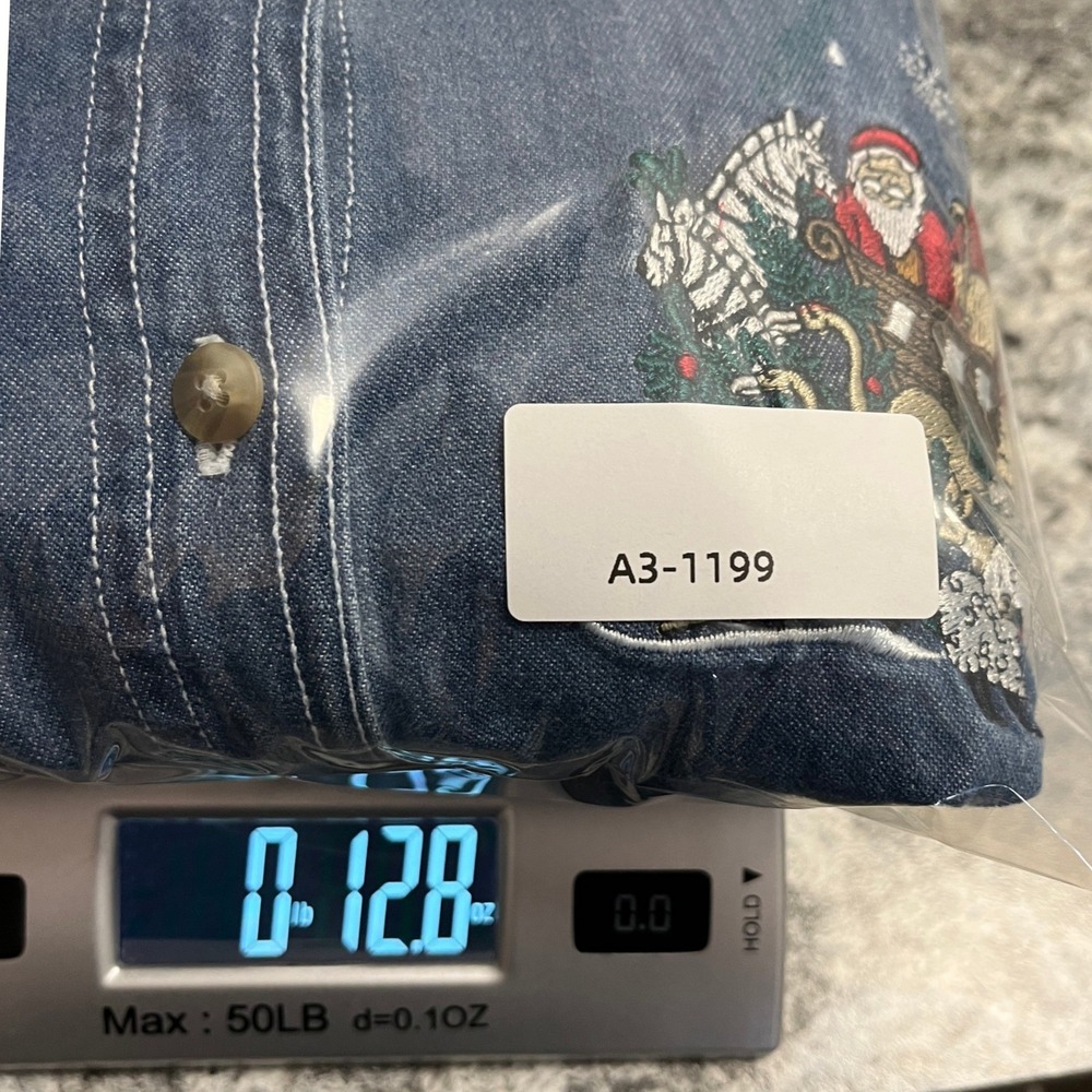 Vintage 90s Quizzical Denim Shirt L Blue Christmas Noahs Ark Festive Grandmacore - Picture 14 of 14